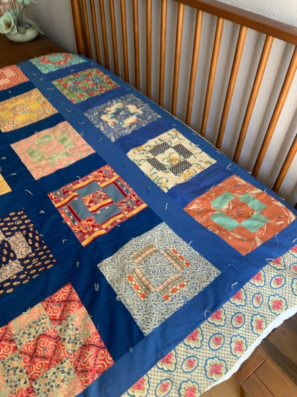 Vintage Handmade Patchwork Quilt Bedspread in Blue